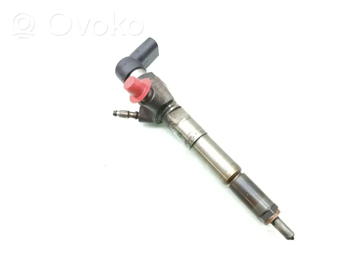 Mercedes-Benz A W176 Fuel injector 166006212R