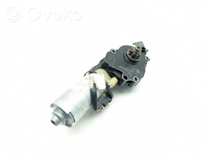 Renault Megane III Motore/attuatore 799603186