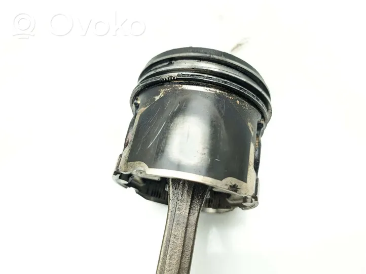 Mazda 6 Piston avec bielle RF7J