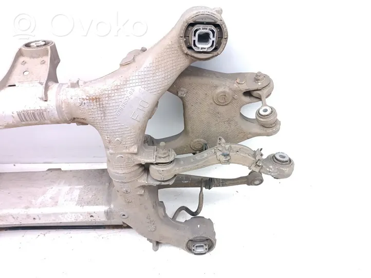 BMW 6 F12 F13 Rama pomocnicza tylna 6793802