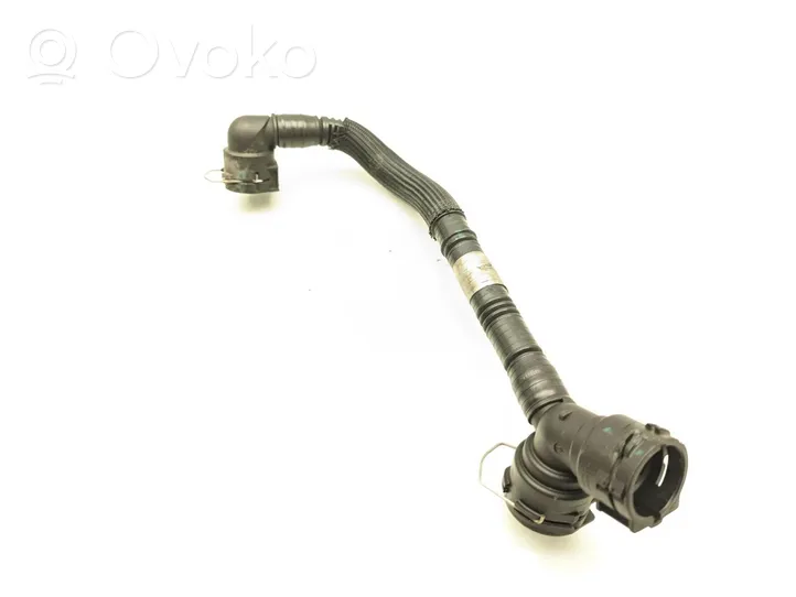 Jeep Cherokee Tuyau de liquide de refroidissement moteur 55221369