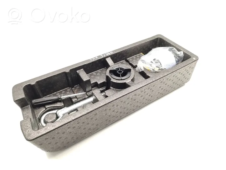 Opel Astra J Tool set 13429560