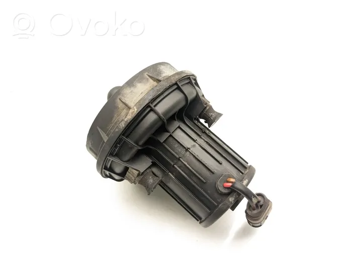 Audi A3 S3 8L Pompe à air secondaire 06A959253B