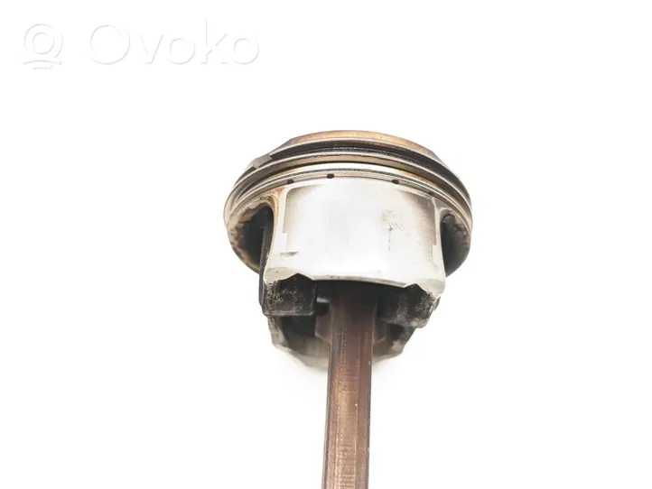 Peugeot 208 Piston avec bielle 9670284880