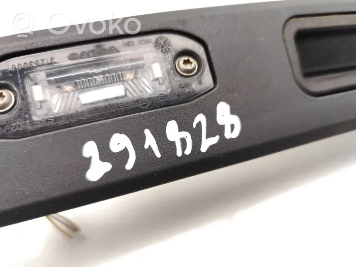 Volvo V70 Listwa oświetlenie tylnej tablicy rejestracyjnej 31301162