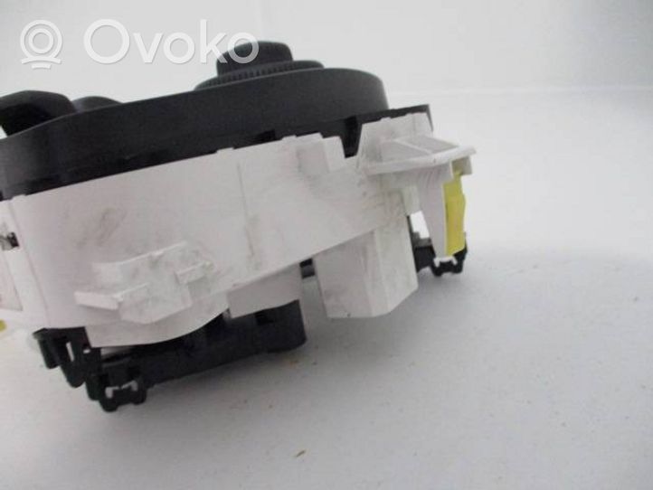 Toyota Aygo AB40 Panel klimatyzacji 55900YV030