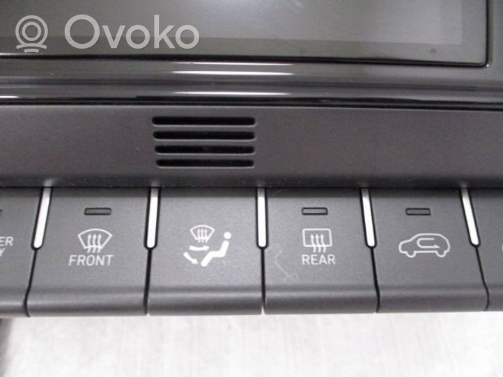 Hyundai Kona I Console centrale, commande chauffage/clim C200388820