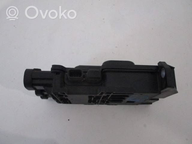 Renault Megane III Câble de batterie positif 243800011R