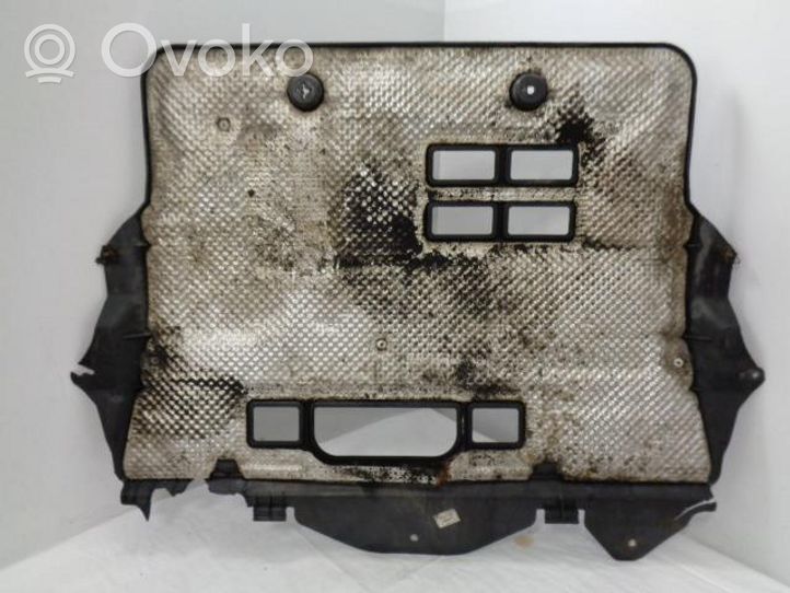 Citroen DS4 Moottorin alustan välipohjan roiskesuoja 