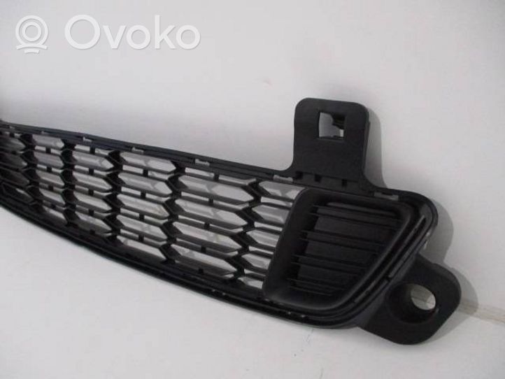 Citroen C-Elysée Grille inférieure de pare-chocs avant 9676958280