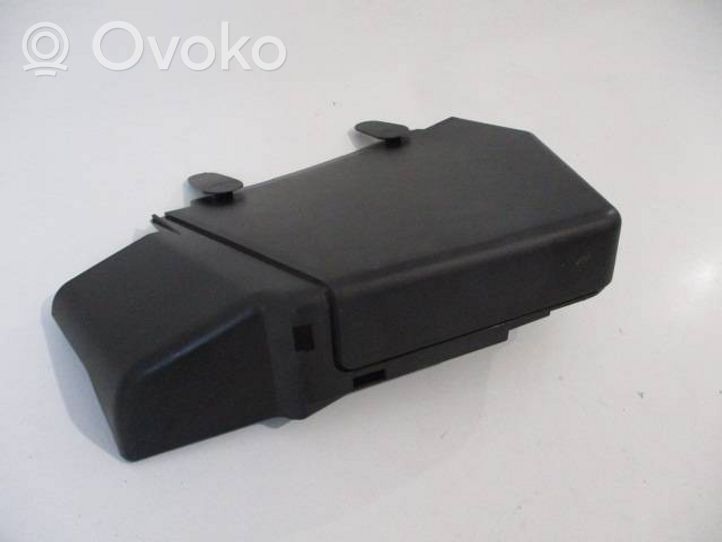 Citroen C3 Coperchio/tappo della scatola vassoio della batteria 9686203980