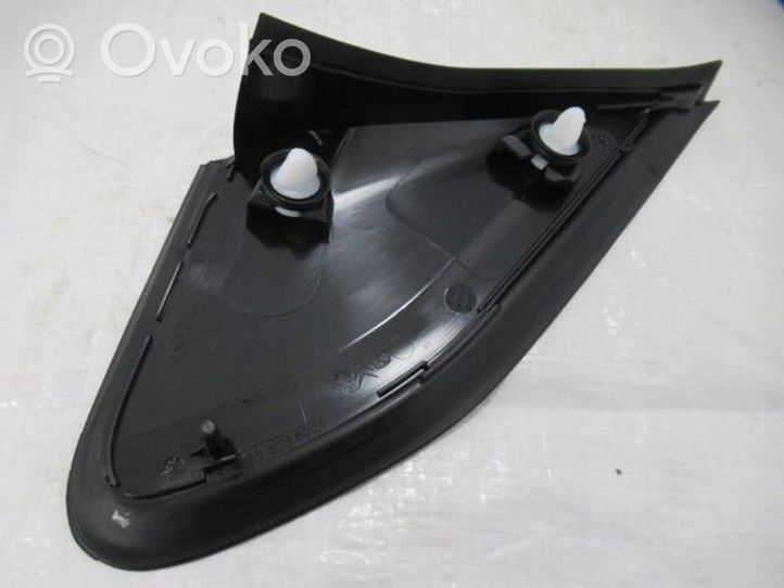 Peugeot 307 Garniture pour voûte de roue avant 9678382380