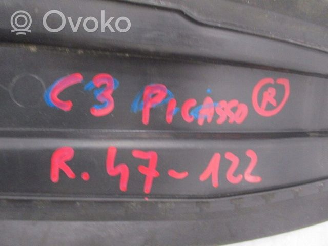 Citroen C3 Picasso Panel wykończeniowy błotnika 9684100480