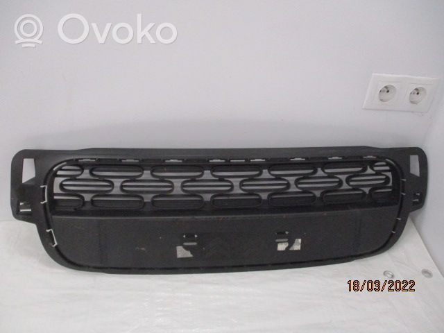 Citroen C3 Grille inférieure de pare-chocs avant 9812061877