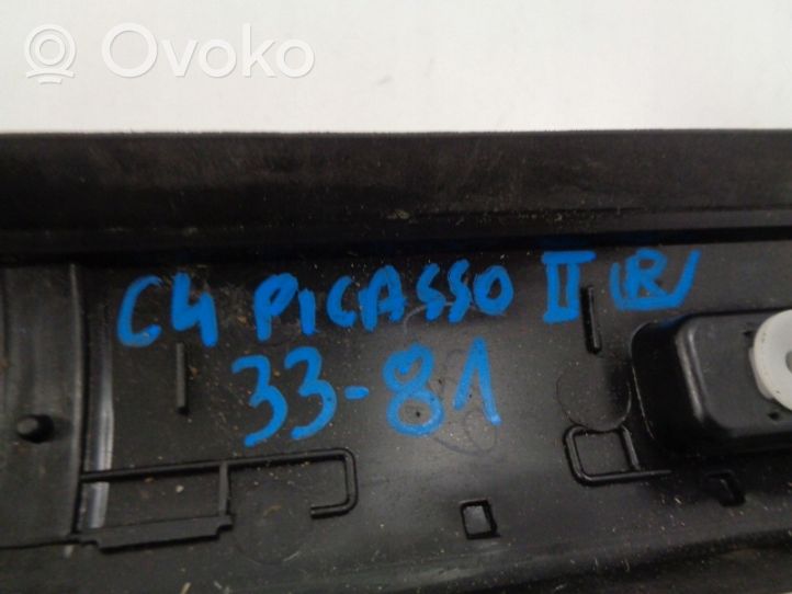 Citroen C4 II Picasso Listwa szyby czołowej / przedniej 