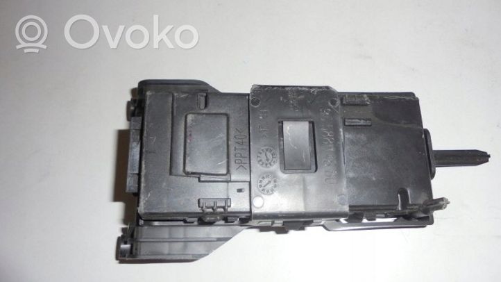 Peugeot 308 Module de pression des pneus 9665738980