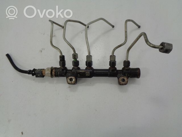 Renault Trafic III (X82) Fuel injectors set 9824940080