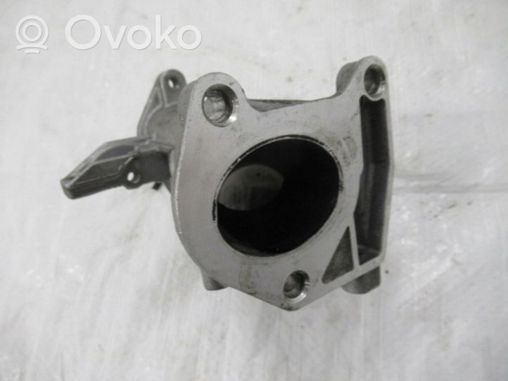 Peugeot 3008 II Tuyau de raccordement solide EGR 9821154280