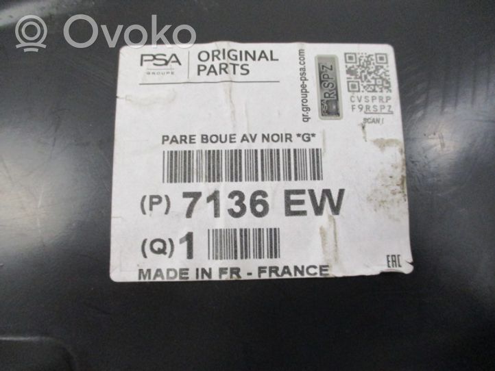 Citroen C4 Grand Picasso Pare-boue passage de roue avant 7136EW