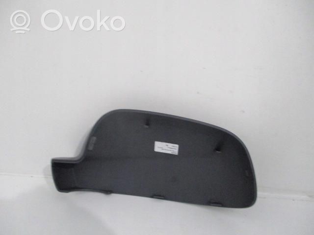 Peugeot 307 Coque de rétroviseur 815276