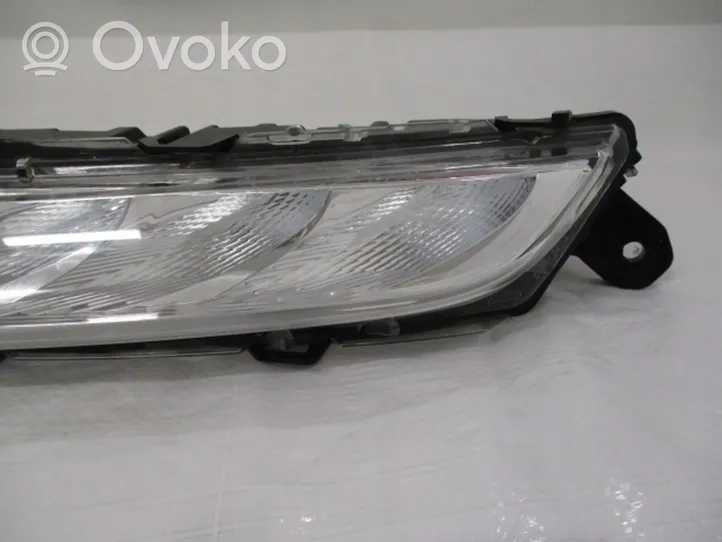 Citroen C4 II Picasso Światło przeciwmgłowe przednie 9676036380