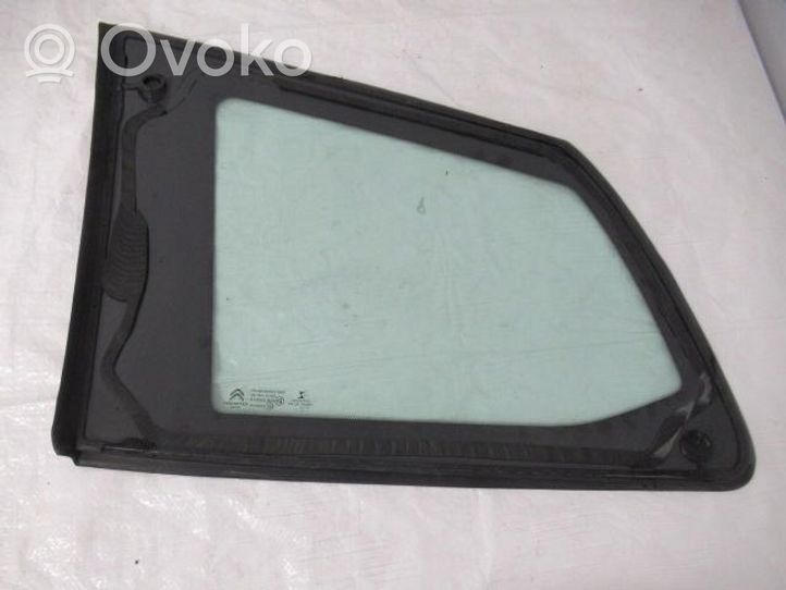 Citroen C4 Grand Picasso Rear windscreen/windshield window 