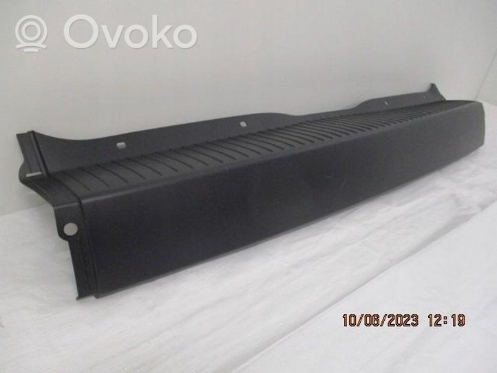 Renault Scenic II -  Grand scenic II Trunk/boot sill cover protection 8200228104    8200228104