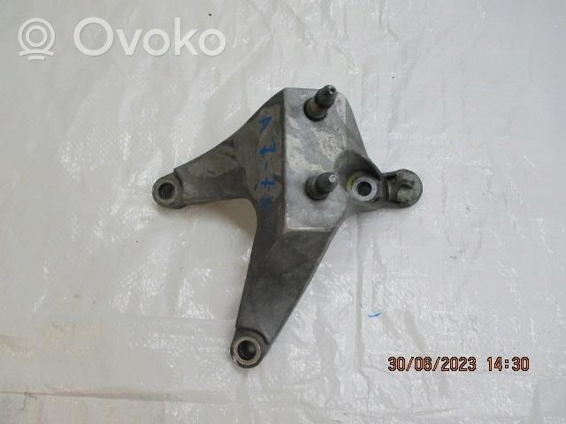 Dacia Sandero Gearbox mounting bracket 112531966R