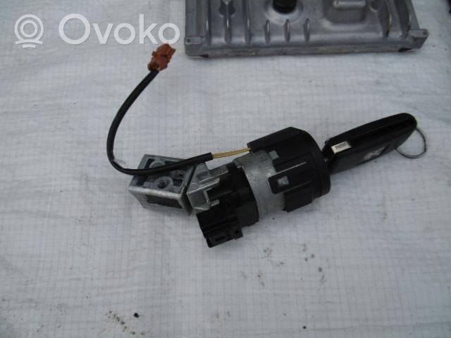 Peugeot RCZ Kit calculateur ECU et verrouillage 9667082380