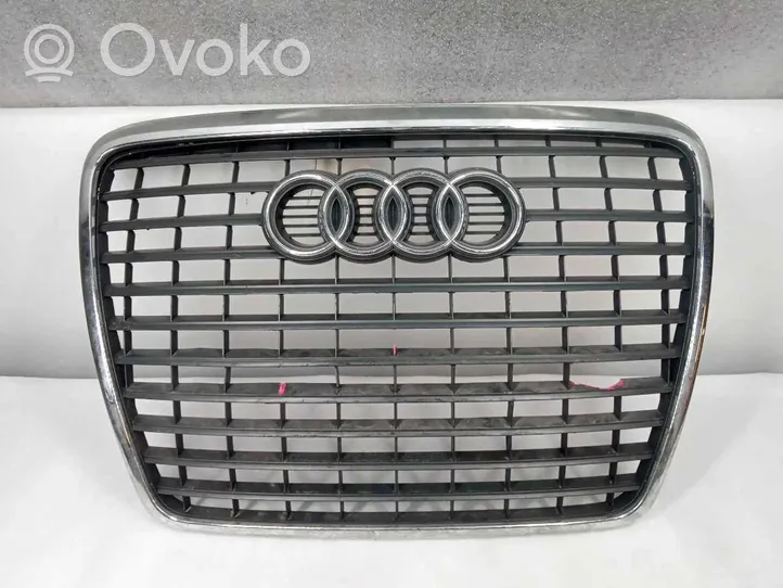 Audi A6 S6 C6 4F Kojelaudan keskiosan tuuletussuuttimen ritilä 4F0853651A