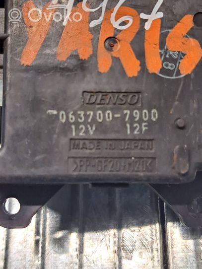 Toyota Yaris Verso Oro sklendės varikliukas 0637007900