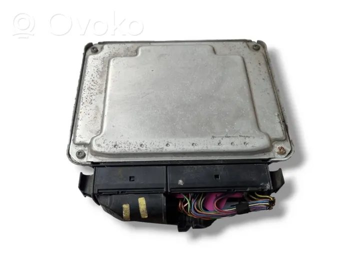 Volkswagen Polo Calculateur moteur ECU 045906019BF