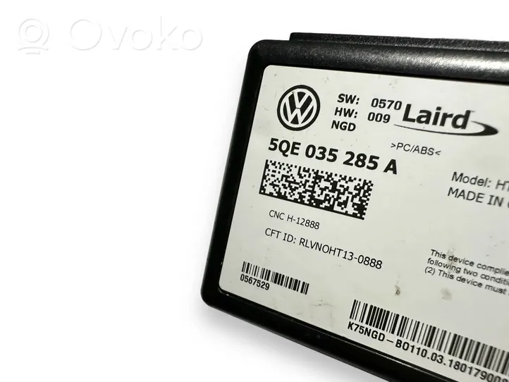 Volkswagen Tiguan Puhelimen käyttöyksikkö/-moduuli 5QE035285A