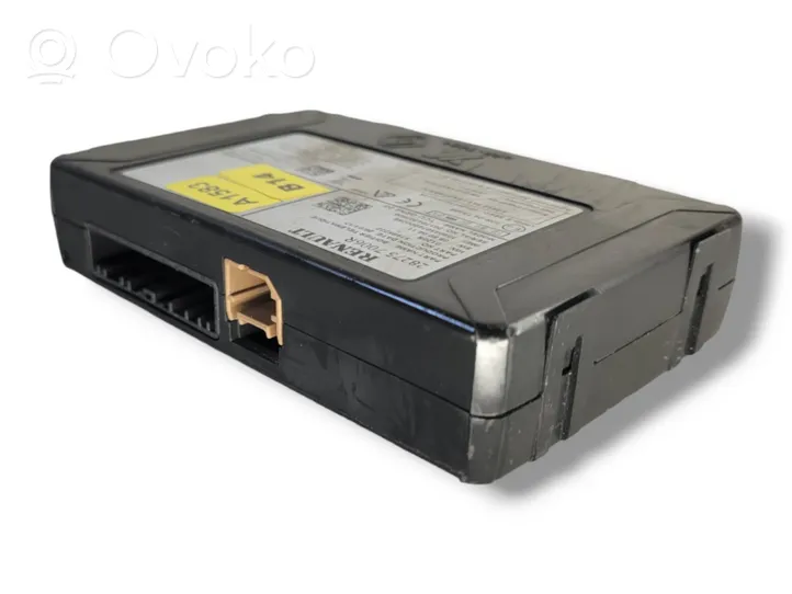 Renault Megane IV Unité / module navigation GPS 282757006R