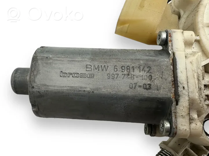 BMW 3 E90 E91 Motorino alzacristalli della portiera anteriore 6981142