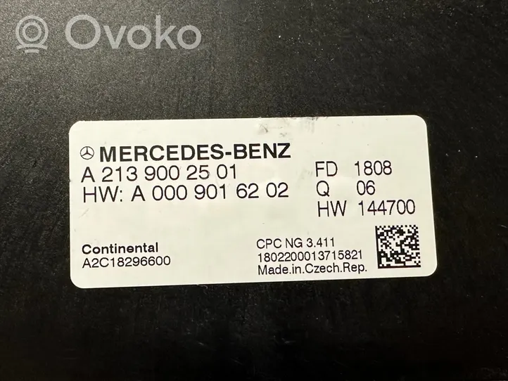 Mercedes-Benz E W213 Vaihdelaatikon ohjainlaite/moduuli A2139002501