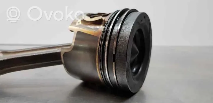 Hyundai ix35 Piston 234102A945