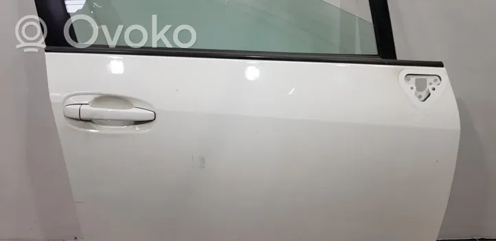 Toyota Verso Drzwi przednie 670010F020