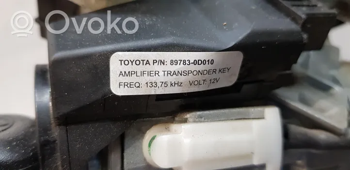 Toyota Yaris Ohjauspyörän akseli 452000D062