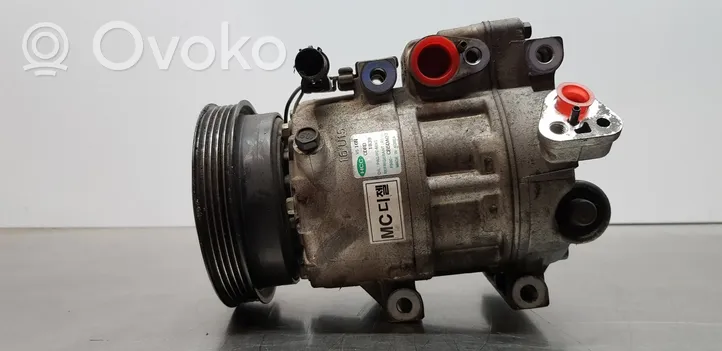 Hyundai Accent Compressore aria condizionata (A/C) (pompa) 977011E300