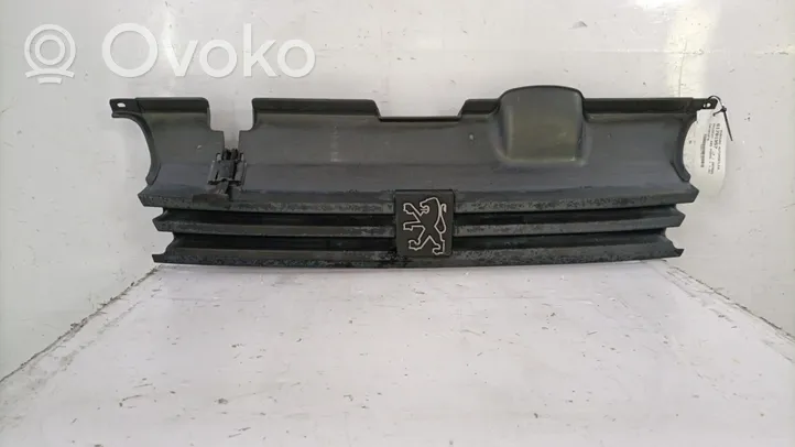Peugeot 405 Atrapa chłodnicy / Grill 780499