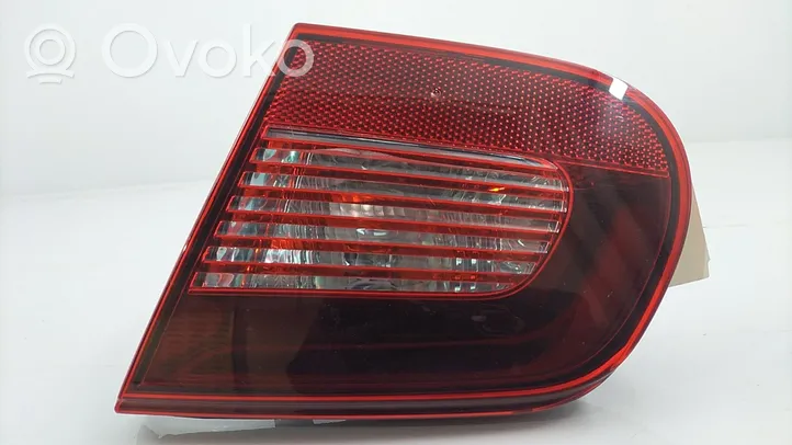 Volkswagen Eos Tailgate rear/tail lights 1Q0945094B