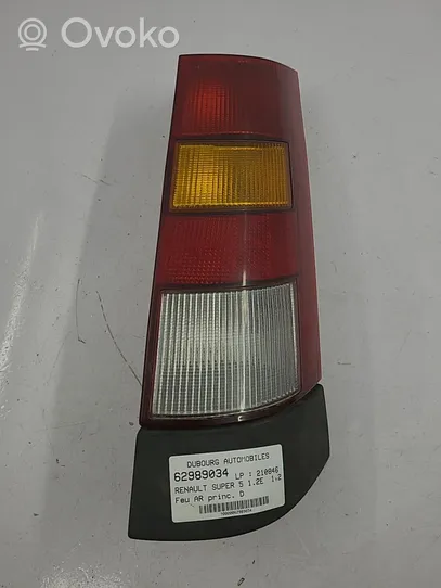 Renault Super R5 Lampa tylna 7701030773