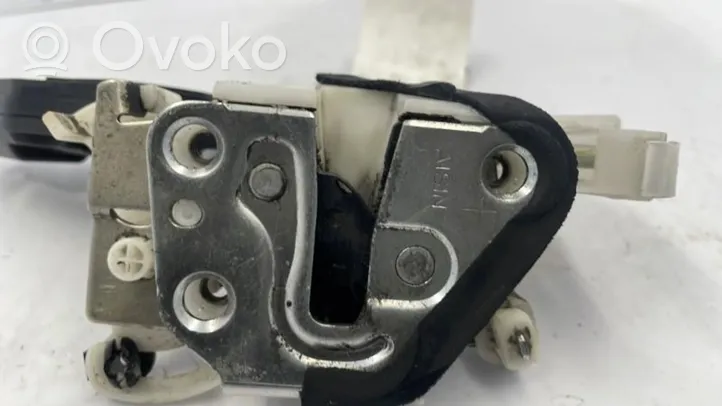 Toyota Aygo AB10 Zamek drzwi przednich 690300H040