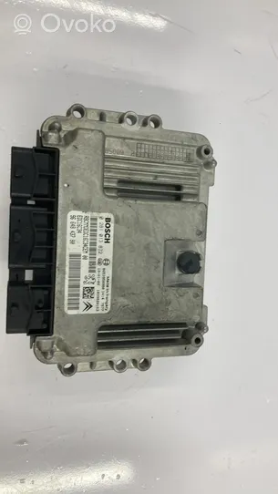 Citroen C3 Picasso Sterownik / Moduł ECU 00001943S4