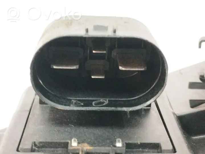 Opel Astra J Ventilatore di raffreddamento elettrico del radiatore 135104037