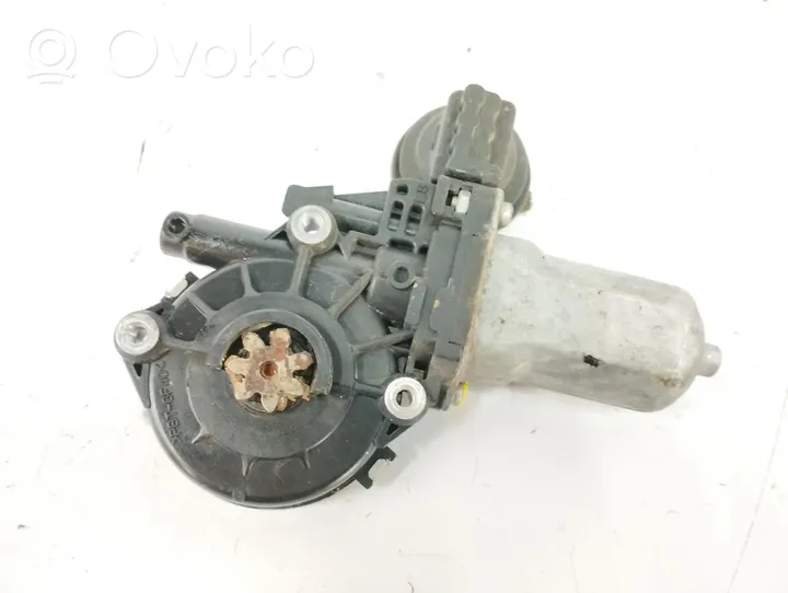 Suzuki Swift Moteur de lève-vitre de porte avant 8346063J00