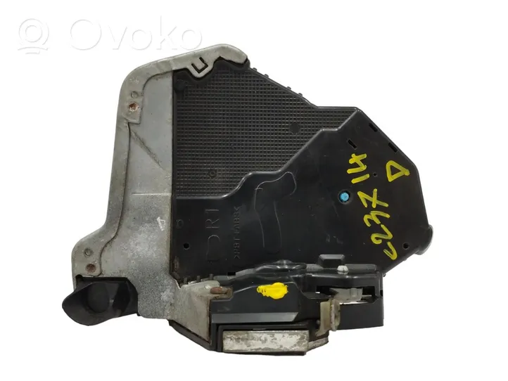 Lexus RX 330 - 350 - 400H Zamek drzwi przednich 6903048071