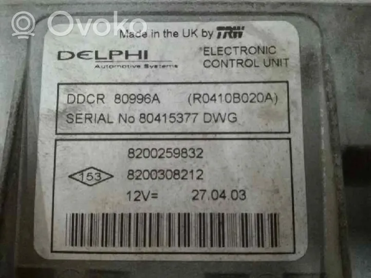 Renault Megane II Sterownik / Moduł ECU 8200308212