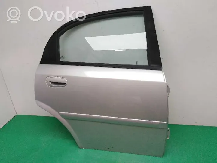 Daewoo Nubira Puerta trasera 96547676